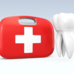 A tooth next to a red case with a plus sign to indicate a dental emergency